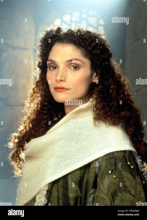 Mary elizabeth mastrantonio hi-res stock photography and images - Alamy