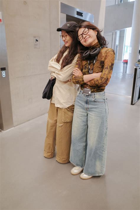 Baggy jeans outfits in 2024 | Fashion, London college of fashion, Funny ...