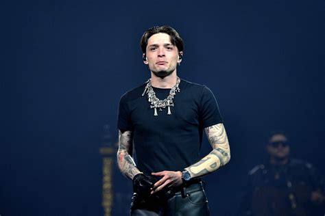 “Te llené el lugar, te llené de billetes”: Así confrontó Peso Pluma