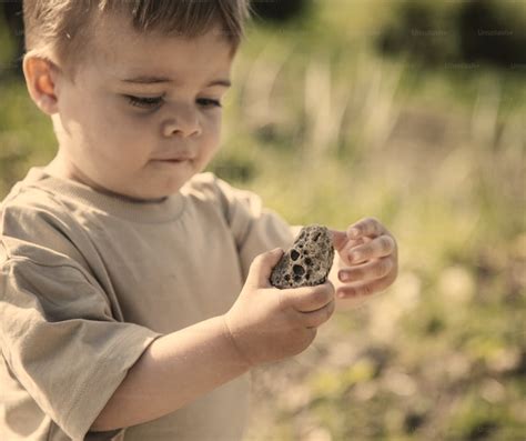 How To Deal With/Handle A Stubborn Child: Top 8 Tips - Bscholarly