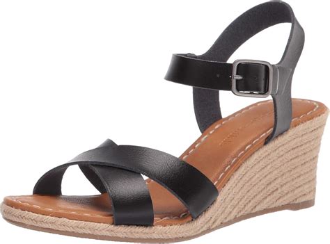 black wedges