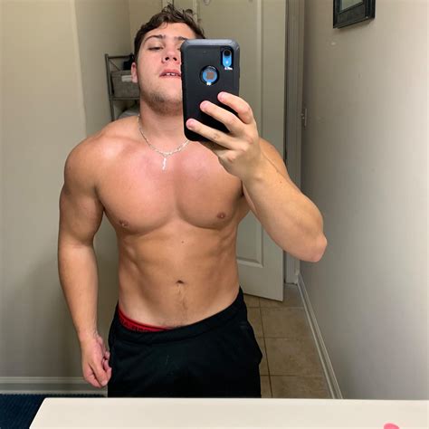 Onlybros Sean