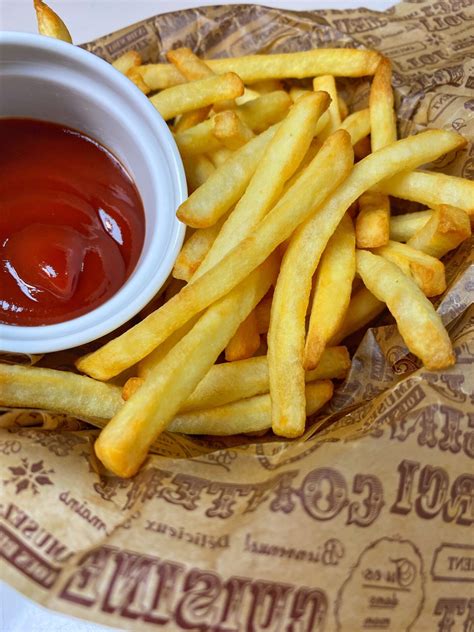 コストコで買えるエアフライヤーオーブンは世界初の機能付きがすごい！ | コストコMia