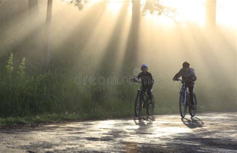 Children Go To School in Morning Sun Ray Editorial Photography - Image ...