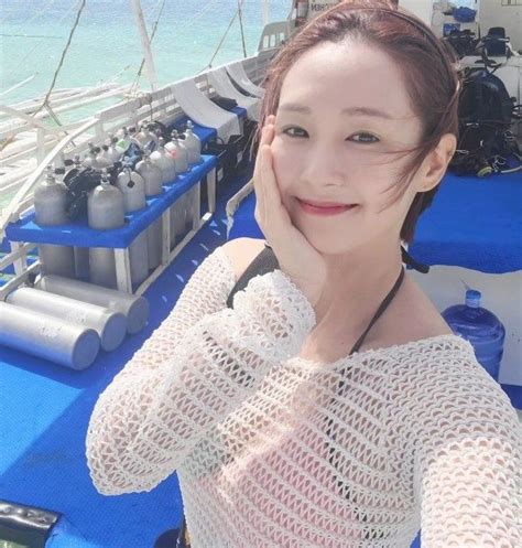 오정연 아나, 섹시한 비키니 몸매 자랑…화보 따로 내도 되겠어 : 네이트 연예