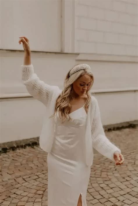 56 Beautiful Winter Bridal Shower Outfits - Styleoholic