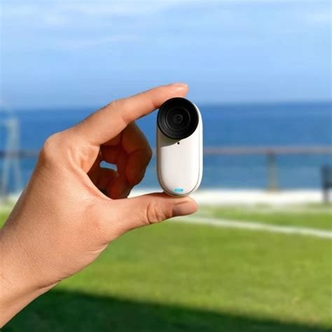 Câmera Insta360 GO 3 Standalone 2,7K 64GB com Action Pod