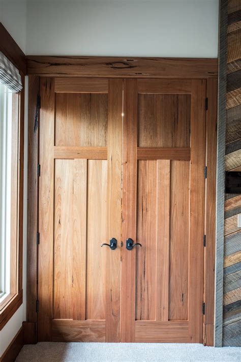 Craftsman Interior Doors: Choosing the Right Type for Your Home - Home