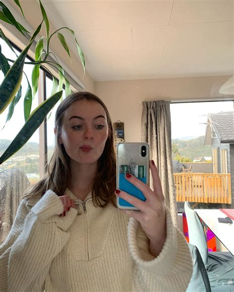 Sarah (@sarah_keall) • Instagram photos and videos