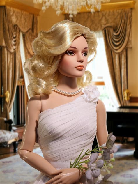 Graceful White Gown Inspired by Royal Glamour — VDC
