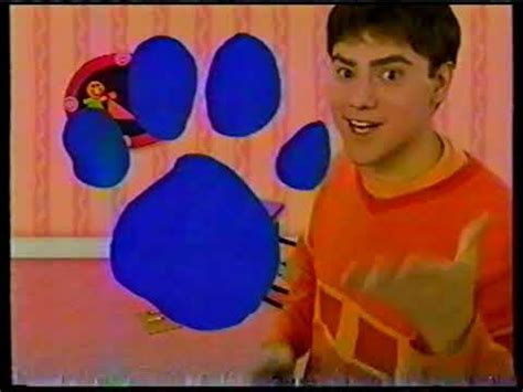 Joe from Blue's Clues Dances to the Friends Intro - YouTube