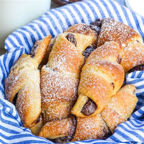 Nutella Crescent Rolls - The Quicker Kitchen