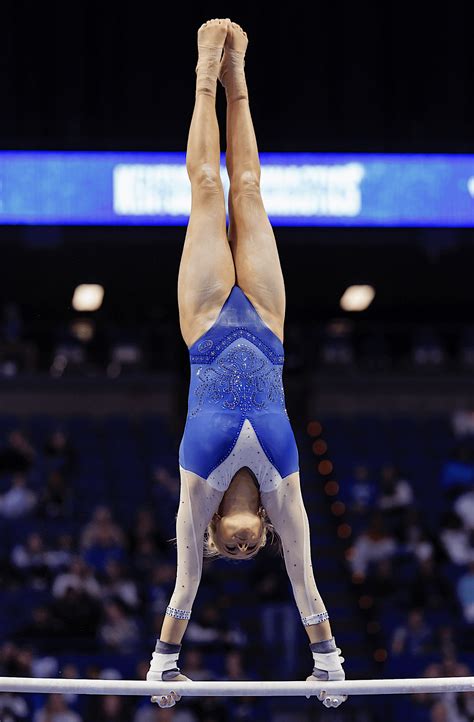 Hot Gymnasts! - Kentucky & Missouri - Hottest Female Athletes
