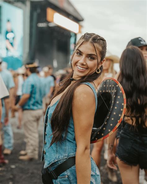Alisa Kotlyarenko | Dump 🤠🇺🇸 📸 @elicapturedthis @shotbykaiofficial