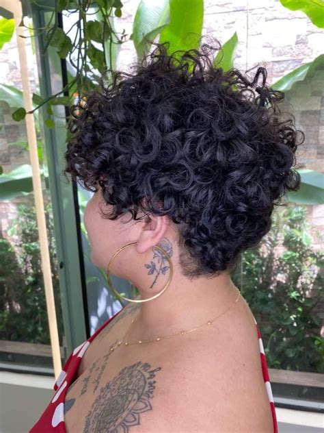 Pixie Cut Cacheado Feminino - Pixie cut cacheado | Joãozinho feminino, Cabelo curtinho feminino ...