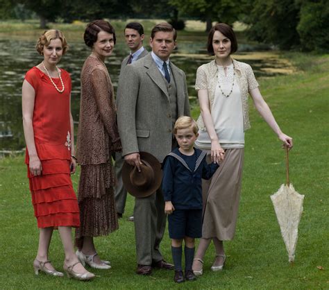 Cast Of Downton Abbey: Bí Mật Về Dàn Diễn Viên Nổi Tiếng