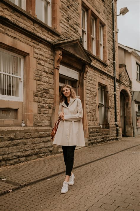 Northern Ireland • Travel Guide — Chez Núñez