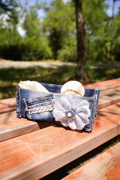 40 Hot Glue Crafts (Cute and Creative) - DIY & Crafts