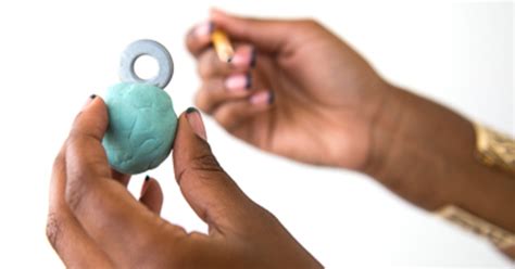 Thread the Needle: Perception and Life Science Activity | Exploratorium ...