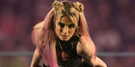 Alexa Bliss shows off new look during time away from WWE