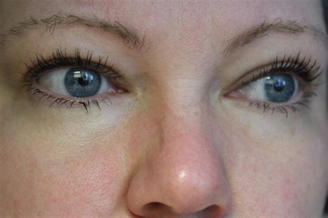 Vivienne Sabo Grotesque Volume and Definition Mascara 01 Black | Отзывы ...