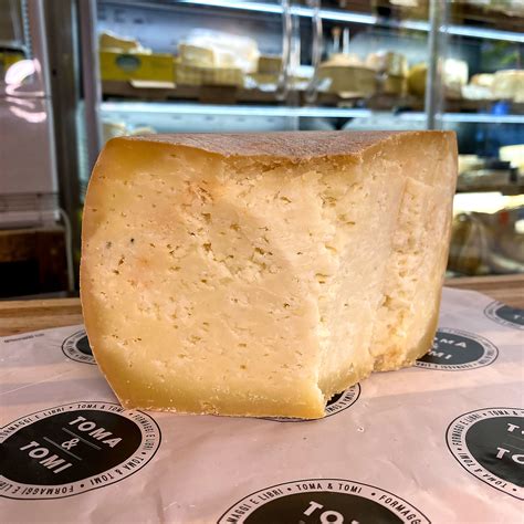 PECORINO SARDO DI SCIVU - TOMA & TOMI, formaggi artigianali e prodotti ...