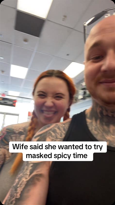 Jurassic Bakes | Come join the community! @lainabearrknee #community #