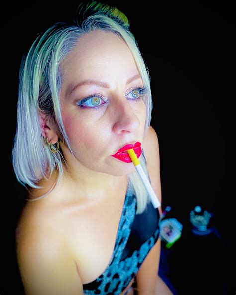 Miss Hazel80 🦩 (@miss_hazel_1980) • Instagram photos and videos