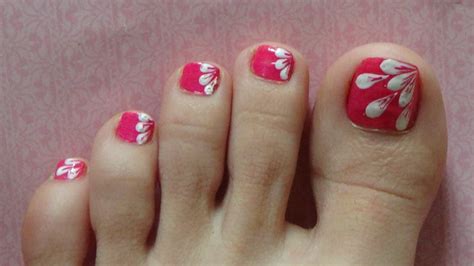 flower nail designs on toes 5