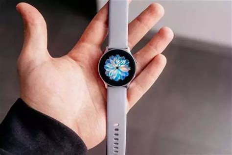 Samsung Galaxy Watch Active: обзоры, отзывы, характеристики (7 видео)