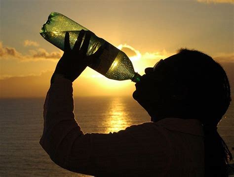 Only drink water when thirsty, study suggests