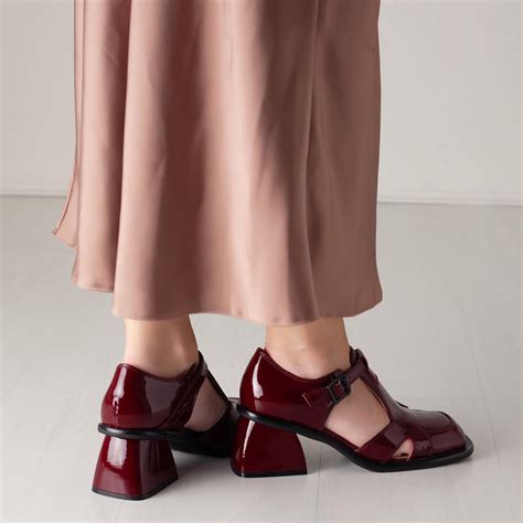 Туфли на каблуке BAROCCO style 9449 со скидкой 16%.