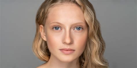 20 Ways To Look Beautiful Without Makeup