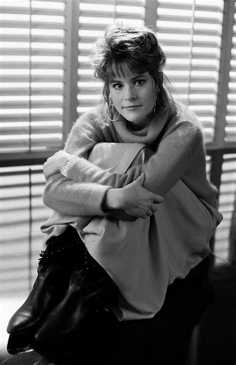 This 'Brat Pack' Member Was Continuously Told She Wasn't Beautiful