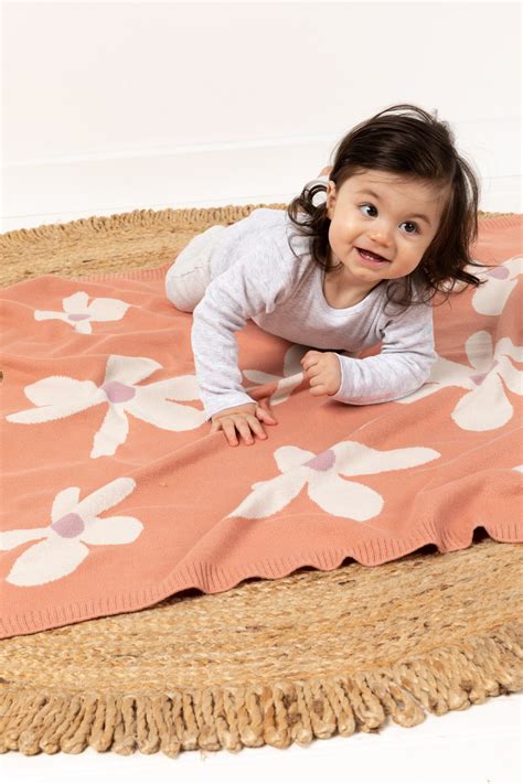 Daisy Baby Blanket – Indus Design