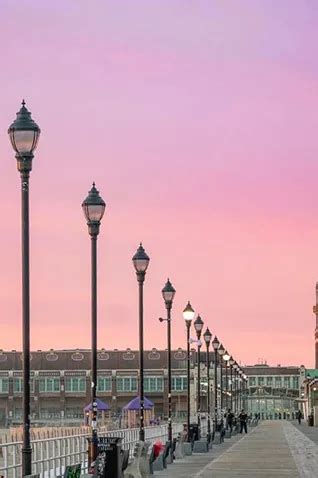 Asbury Park Neighborhood Guide | Coastal Living at SURFHOUSE