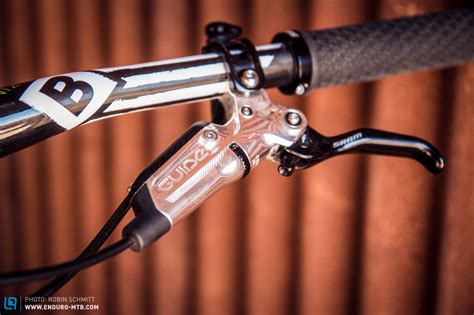 exclusive review   sram guide disc brakes