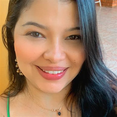 Taty Guimarães (@tati_12brs) on Threads