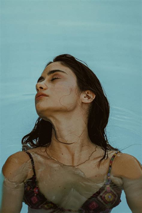 Women Naked Swimming Pool Photos, Download The BEST Free Women Naked
