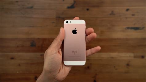 Revisiting the iPhone SE today: is it still a great phone in 2019 ...
