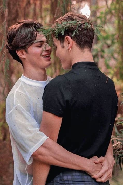 couples hugs  cuddles gay aesthetic