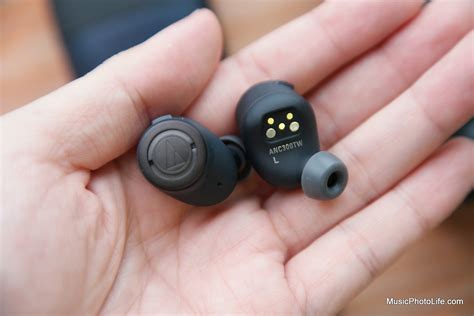 Audio-Technica ATH-ANC300TW Review: ANC True Wireless Earbuds