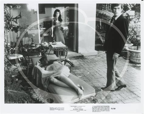 Extreme Close-Up | Jeannot Szwarc, Michael Crichton, Katherine