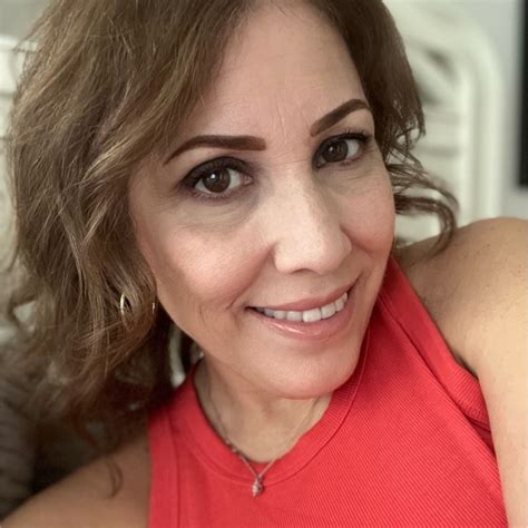 Elia Gomez - Medical Biller - Bergfeinfield Vision Correction | LinkedIn