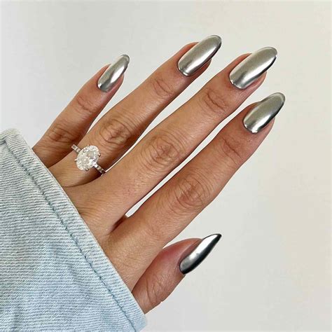 Chrome Nail Polish Style at Eileen Perry blog