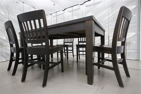 Under the Table - Robert Therrien | The Broad