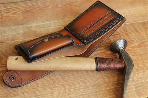 Leather wallet, Leather, Leather working