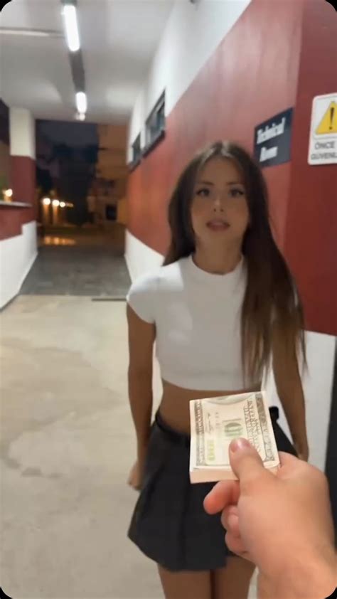 Emilia Brooks (@emiliaabrookss) • Instagram photos and videos