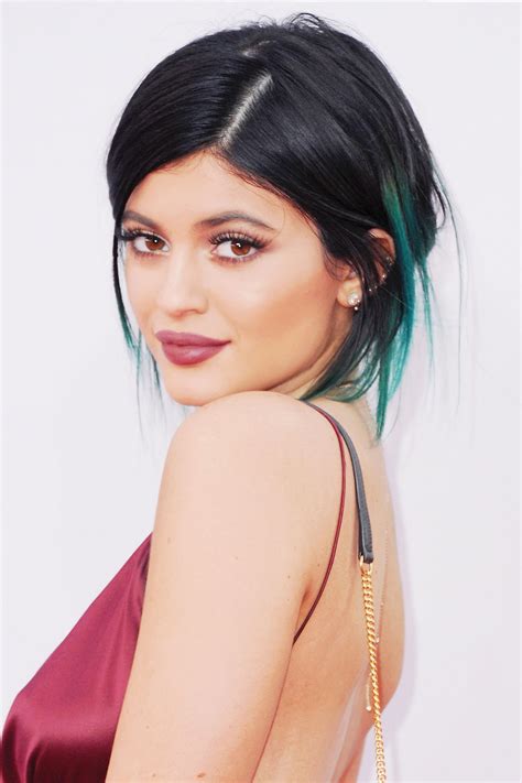 Kylie Jenner Hair Buy - Famous Person