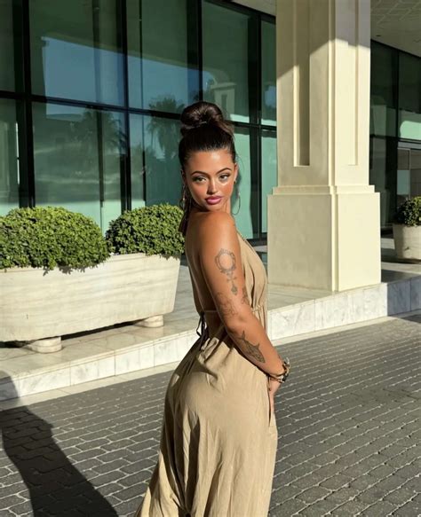 Imwoahvicky - Imwoahvicky added a new photo.